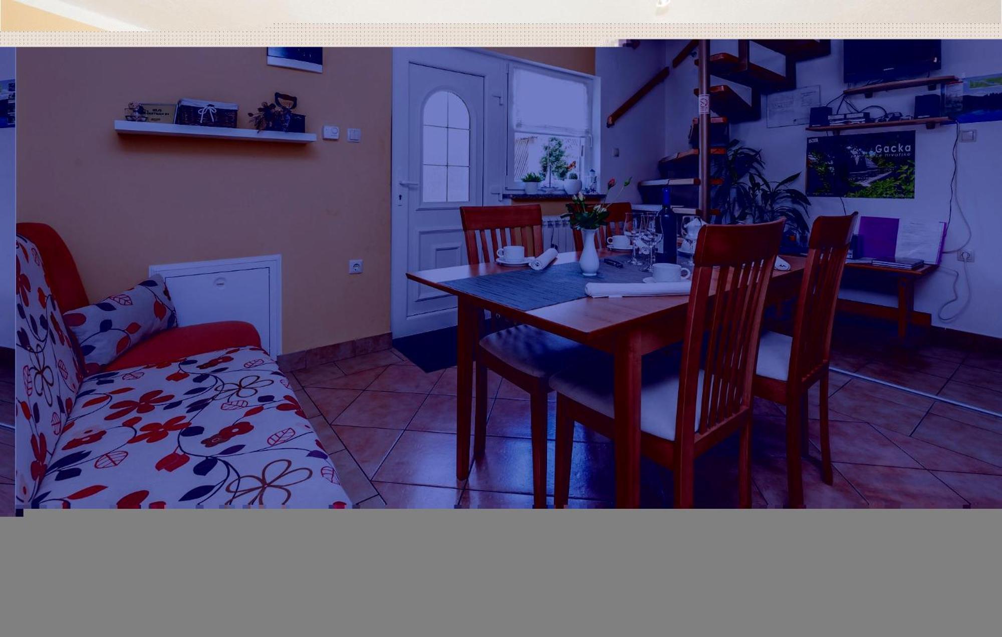 2 Bedroom Cozy Home In Licko Lesce Exteriör bild